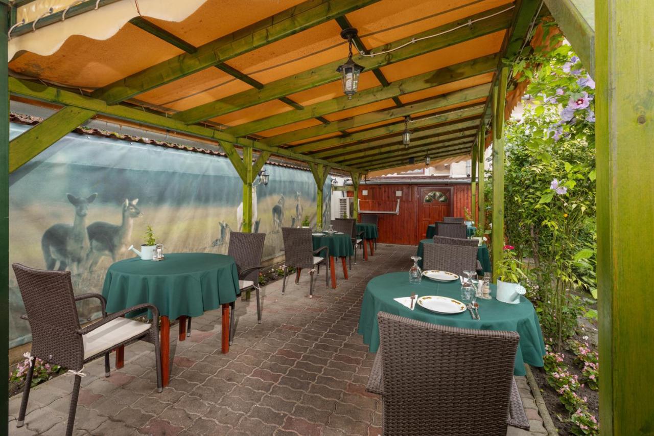 סגד Illes Hotel מראה חיצוני תמונה