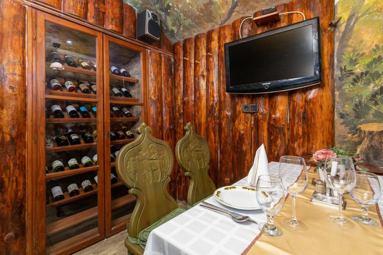 סגד Illes Hotel מראה חיצוני תמונה