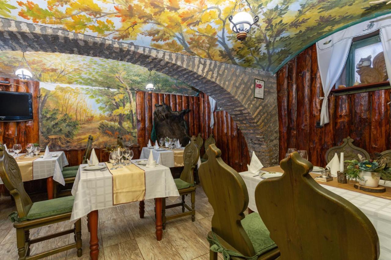 סגד Illes Hotel מראה חיצוני תמונה