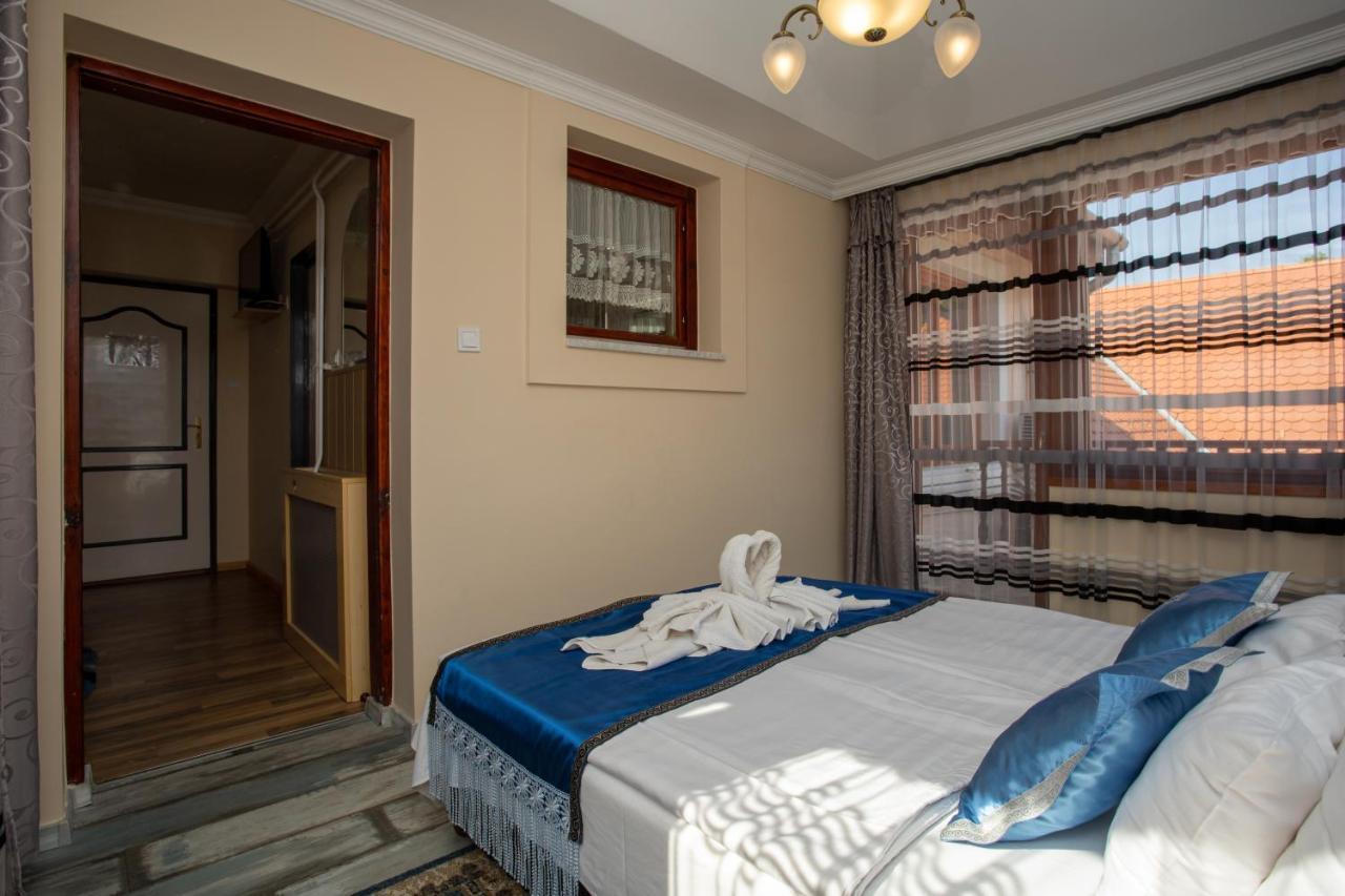 סגד Illes Hotel מראה חיצוני תמונה