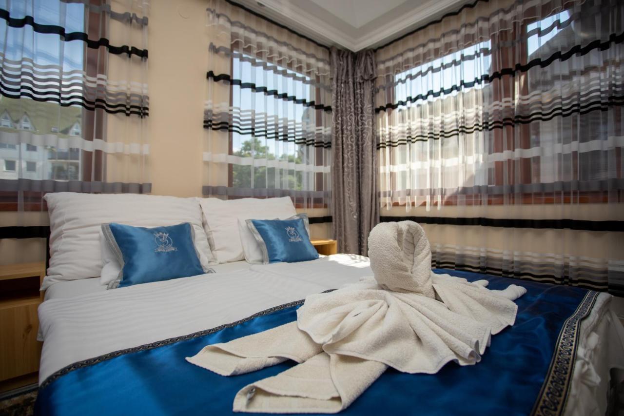 סגד Illes Hotel מראה חיצוני תמונה